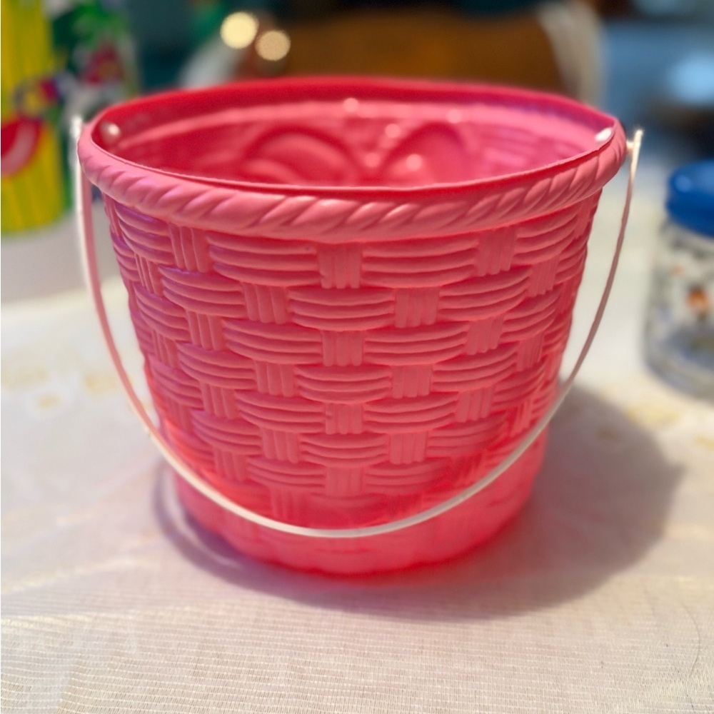 Vintage Pink Easter Bunny Basket - Picture 3 of 7